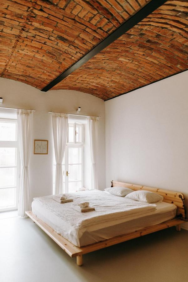 Apartmany Starak V Historickem Centru Znojma 즈노이모 외부 사진